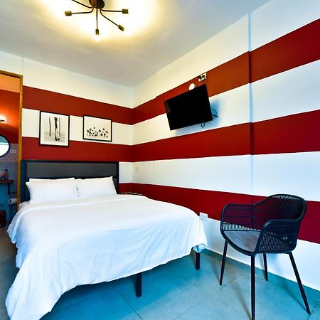 The Surfing Turtle Hotel Luquillo Luaran gambar
