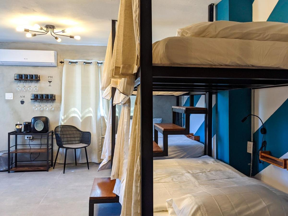 The Surfing Turtle Hotel Luquillo Luaran gambar